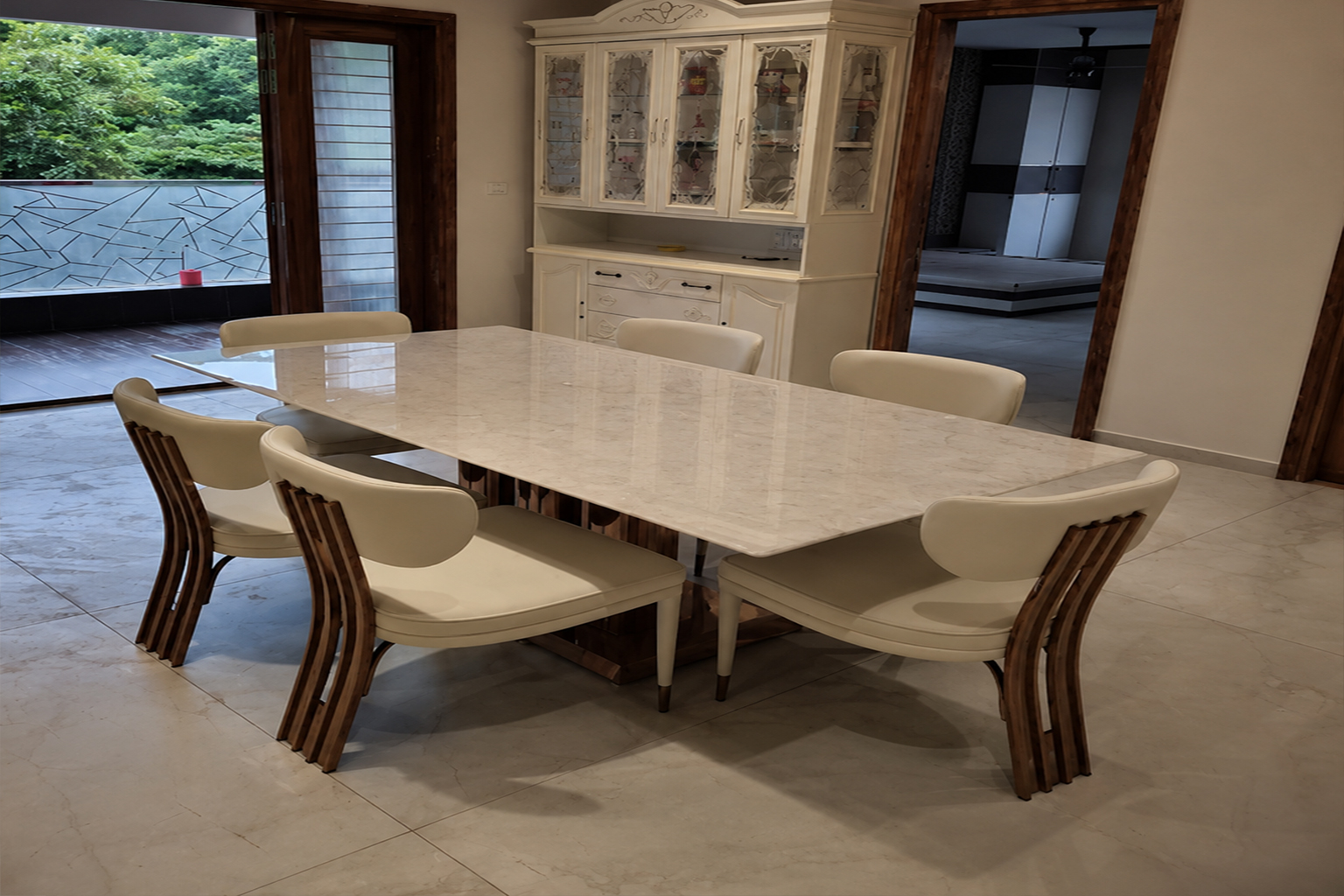 Luxury Dining Furniture in Chennai